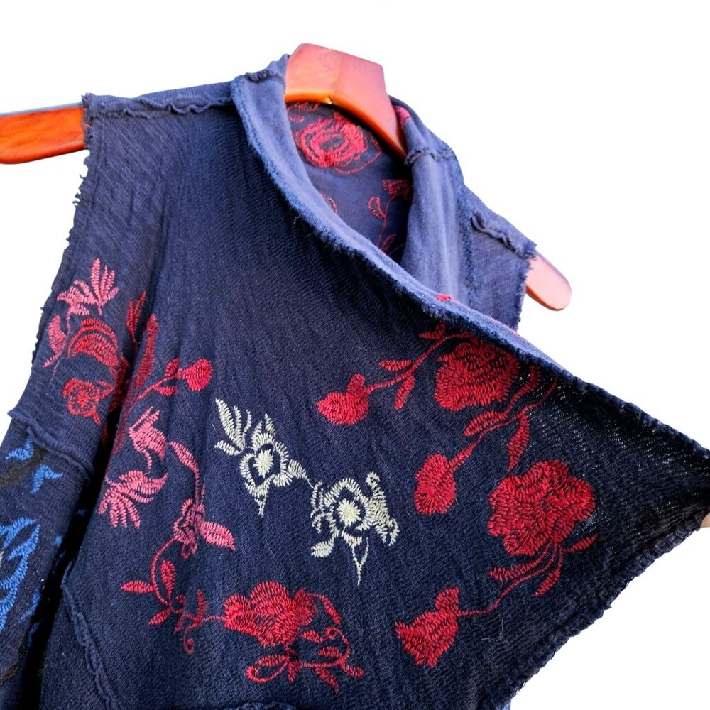 Soft Surroundings Embroidered Patchwork Boho Drap… - image 4